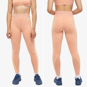 Ivy Park X adidas Leggings In Ambient Blush L